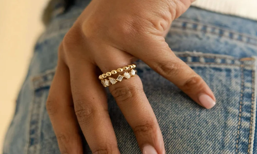 For the First Hand You Ever Held: A Daughter’s Guide to Choosing 14k Gold Rings for Mom